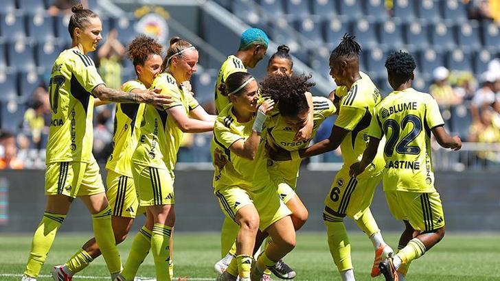 Fenerbahçe ArsaVev - Ünye Kadın Spor Kulübü: 8-0