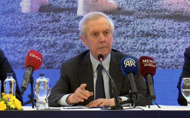 Aziz Yıldırım: Önceliğimiz iki santrfor almak