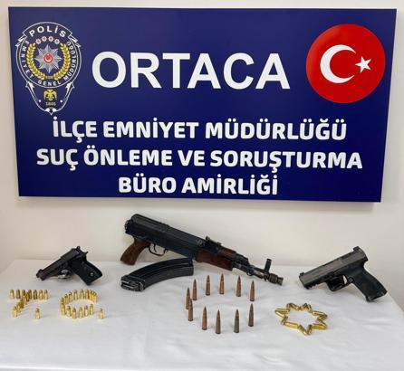 Uzun namlulu silahla yakalanan şüpheli tutuklandı