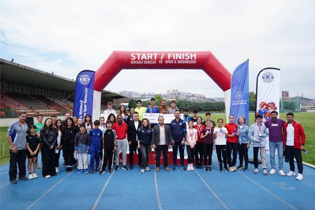 Çolakoğlu Metalurji, 19 Mayıs’ı genç sporcularla kutladı