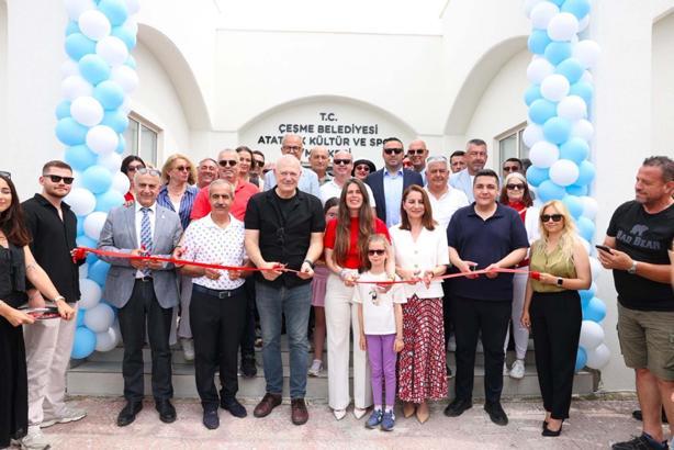 Çeşme'de 19 Mayıs coşkusu Ilıca Atatürk Kültür ve Spor Merkezi'nin açılışıyla taçlandı