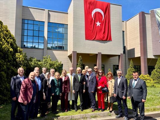Bakan Uraloğlu'na mezun olduğu KTÜ'den fahri doktora ünvanı