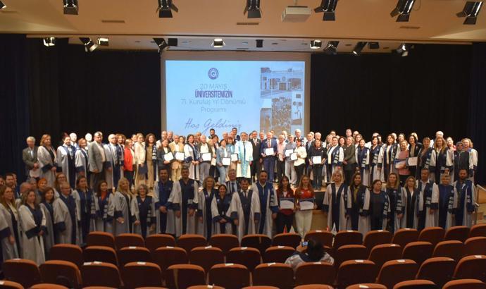 Ege Üniversitesi 71'inci yaşını kutladı