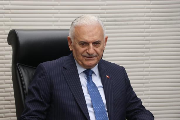 Binali Yıldırım: Dilde, işte, fikirde birlik diyoruz