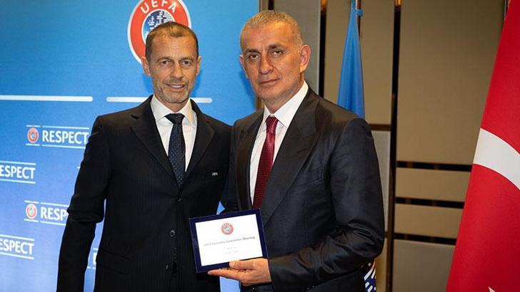 TFF Başkanı Hacıosmanoğlu, UEFA Yönetim Kurulu Toplantısı'na katıldı