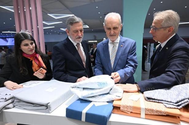 HOMETEX ziyaretçilerini ağırlamaya devam ediyor