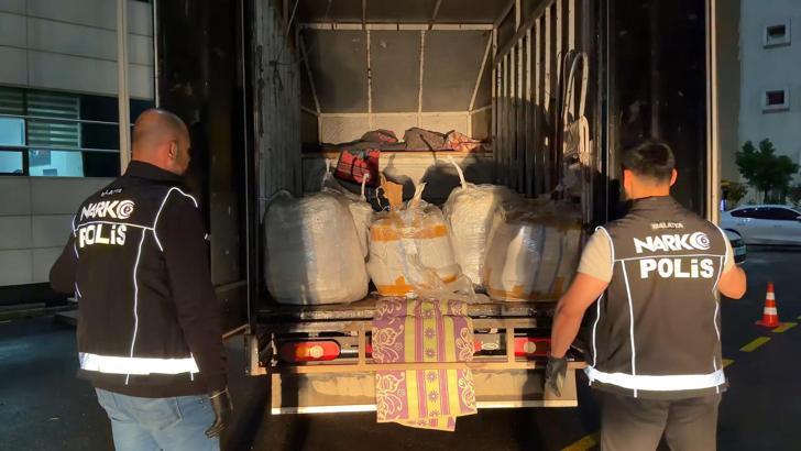 Malatya'da 166 bin uyuşturucu hap ele geçirildi; 2 gözaltı