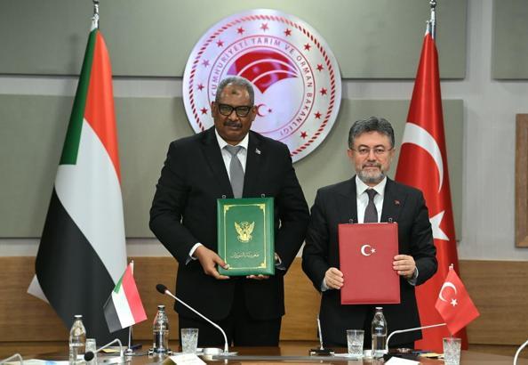 Bakan Yumaklı: Sudan ile ilişkilerimizi ilerletmeye büyük önem veriyoruz