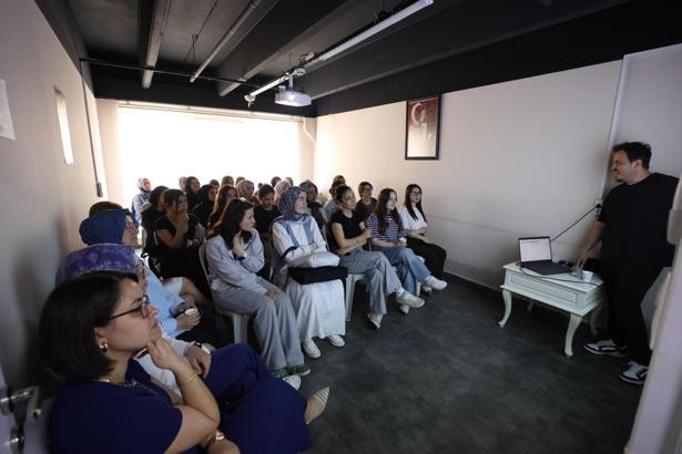 Yunusemre'de öğrencilere 'Sınav Kaygısı Yönetimi' semineri