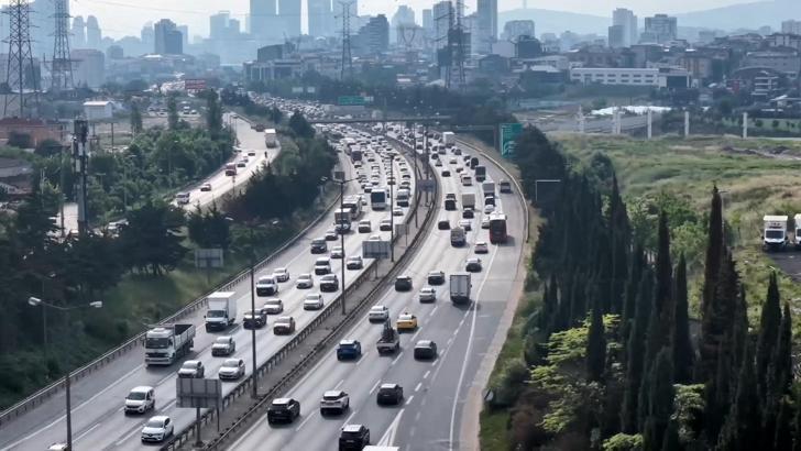 İstanbul'da trafik yoğunluğu yüzde 71'e yükseldi - 1