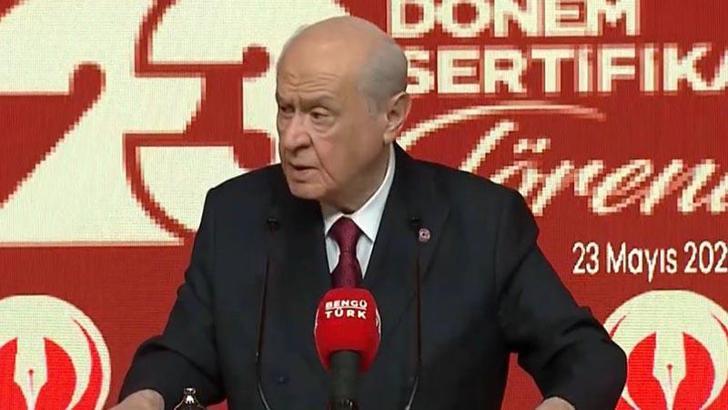 Bahçeli: Siyaset ucuz kişisel çıkarların koşu parkuru değildir