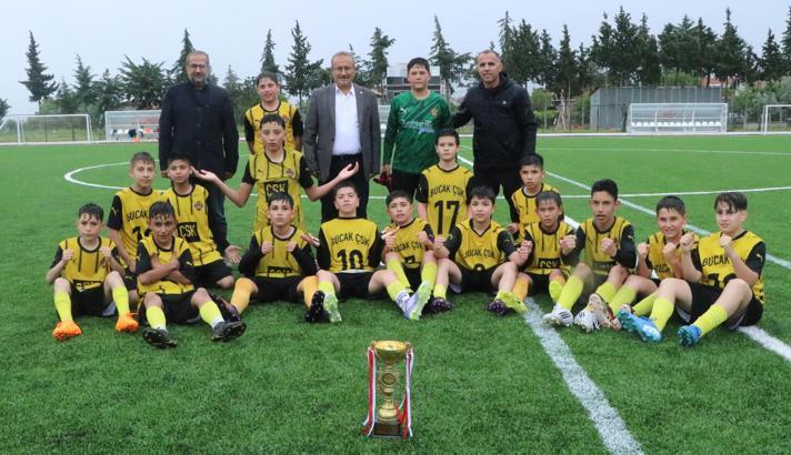 U13 Ligi’nde Bucak Çalışkanlarspor şampiyon