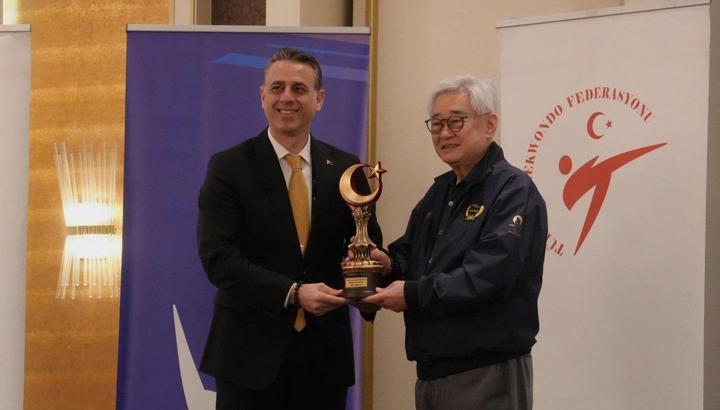 Dünya Taekwondo Federasyonu Başkanı Chungwon Choue İstanbul’da