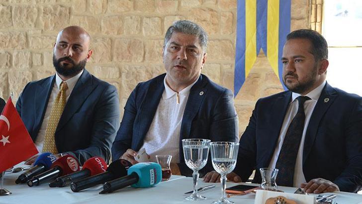 Hakan Safi: Dünya yıldızlarını getirip Fenerbahçe’ye entegre edeceğiz