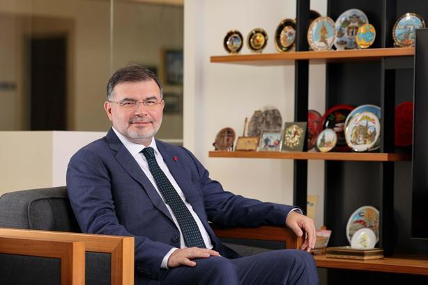 'Bayramlar; gönüllerin birleştiği, dayanışmanın büyüdüğü müstesna zamanlardır'