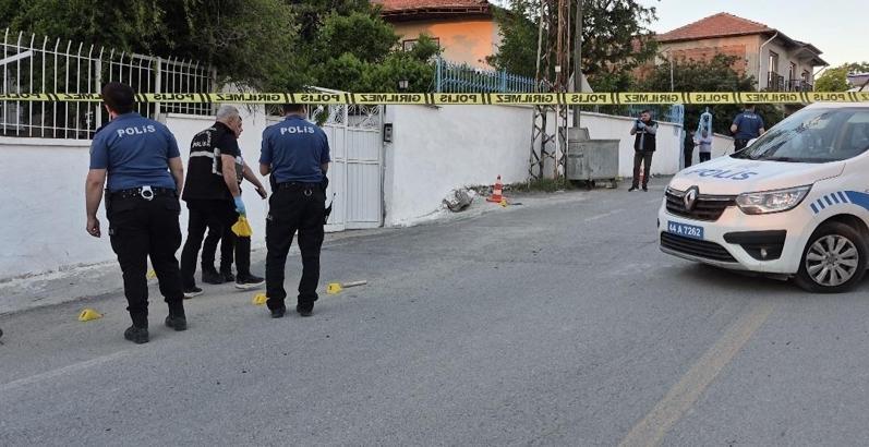 Malatya'da sürücülerin trafikte silahlı kavgası: 2 yaralı