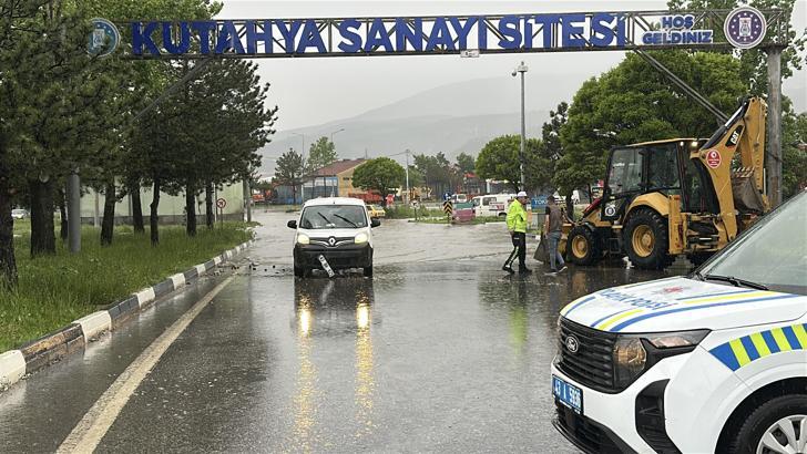 Kütahya’da sağanak yağış