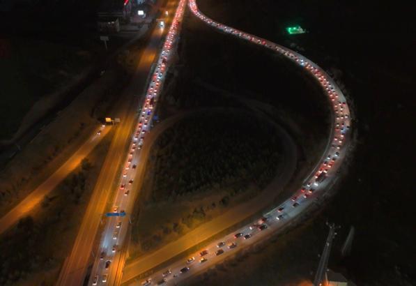 ‘Kilit Kavşak’ Kırıkkale’de bayram dönüş trafiği dron ile görüntülendi
