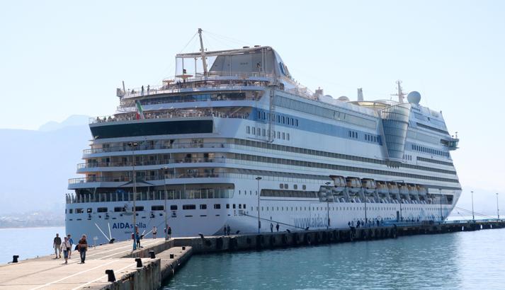 Kruvaziyerle nisanda gelen turist, 3 aylık yolcu sayısından fazla