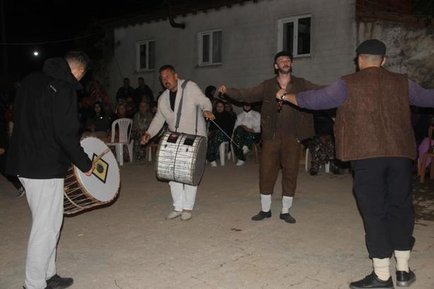 Çanakkale'de 82 yıllık bayram eğlencesi