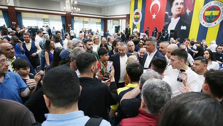 Fenerbahçe'de geleneksel bayramlaşma töreni yapıldı