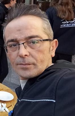 Belediye personeli evinde ölü bulundu