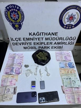 Kağıthane’de uyuşturucu operasyonunda dayı ve abi şüpheliyi kaçırmaya çalıştı; sokak karıştı