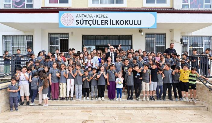 Kocagöz, okul ziyaretinde talepleri yerinde çözdü