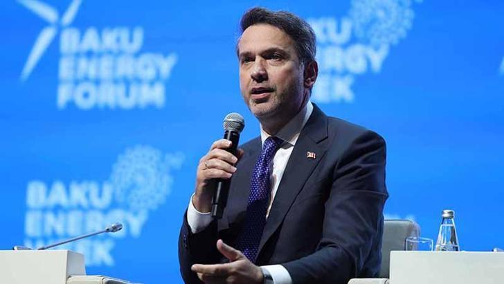 Bakan Bayraktar'dan Bakü'de enerji güvenliği vurgusu: Çeşitlendirme ve enterkoneksiyon bir arada yürütülmeli