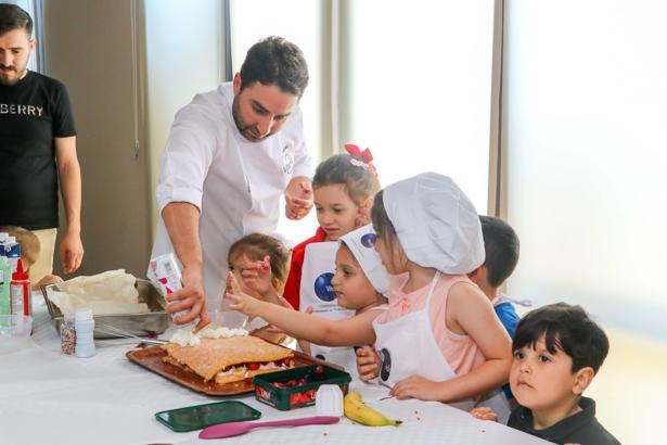 PKU'lu çocuklar, düşük proteinli mutfakta yeteneklerini sergiledi