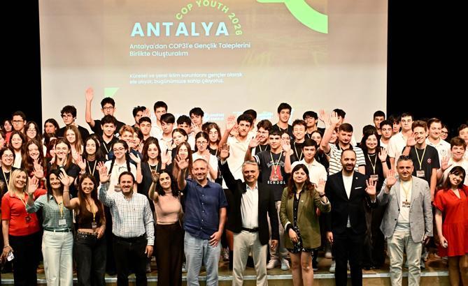 Gençlerin iklim krizi talepleri COP31'e taşınıyor