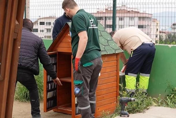 Kestel’deki yaşam alanları belediyenin atölyelerinde üretilen mobilyalarla donatılıyor