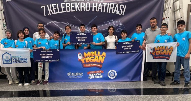 Molla Yegan Çocuk Üniversitesi Takımı robot yarışmalarında ilk üçte