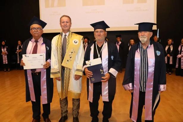 Ordu'da 3’üncü Yaş Üniversitesi ilk mezunlarını verdi
