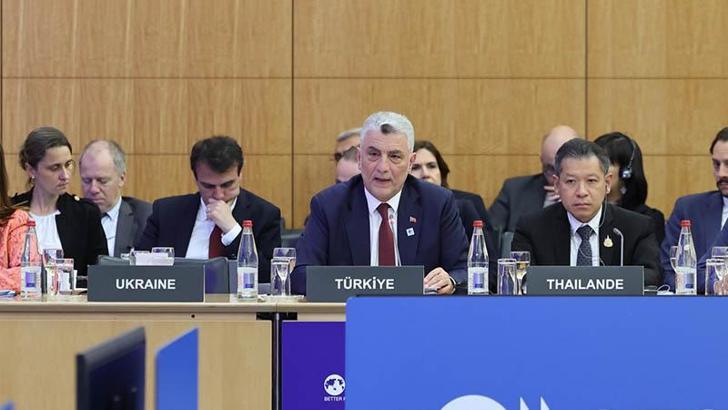 Bakan Bolat, Fransa’da OECD Bakanlar Konseyi Toplantısı’na katıldı