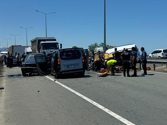 Karadeniz Sahil Yolu'nda 'ters yön' kazası; 2 ölü, 3 yaralı