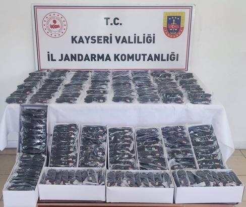Kayseri’de 3 milyon TL’lik gümrük kaçağı güneş gözlüğü ele geçirildi