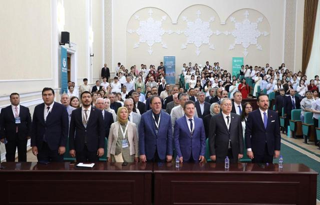 Türkoloji dünyası Semerkant’ta buluştu