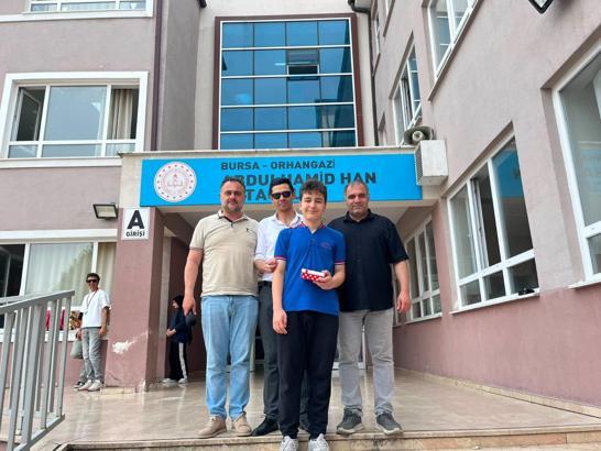 Bursalı öğrenci bursluluk sınavında Türkiye birincisi oldu