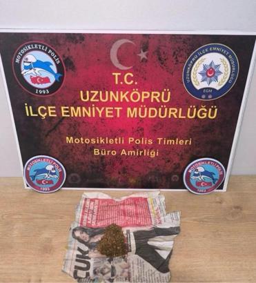 Edirne’de üzerinde uyuşturucu ele geçirilen şüpheliye gözaltı