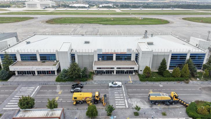 AFAD’ın Kayseri’de kuracağı lojistik merkezinde uçaklar 30 dakikada yüküyle havalanacak