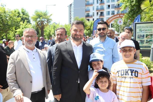 Kağıthane Belediye Başkanı Öztekin, vatandaşların talep ve önerilerini dinledi