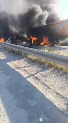 Şile'de park halindeki kamyonun dorsesine çarpan motosikletli ağır yaralandı