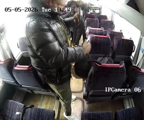 Fatih'te Iraklı turistin çantasını çalan şüpheli yurt dışına kaçarken havalimanında yakalandı