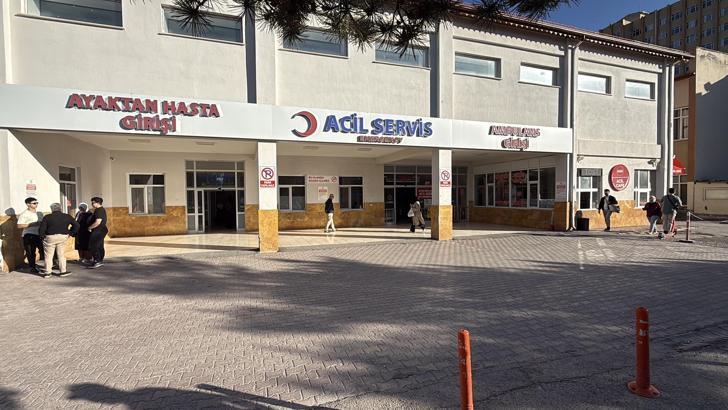 Sivas'ta inşaat işçisi, baltayla 3 kişiyi ağır yaraladı