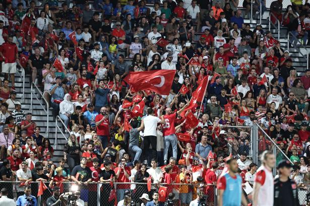 A Milli Futbol Takımı’nın taraftara açık antrenmanından fotoğraflar