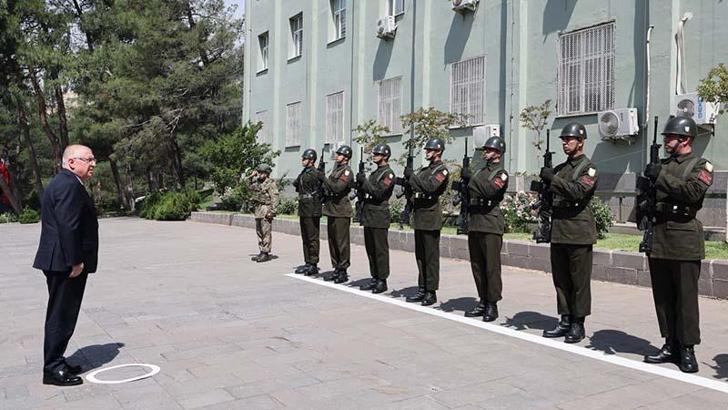 Bakan Güler, Kahramanmaraş'ta birlikleri denetledi