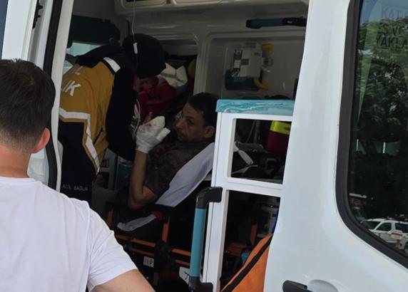 Ahşap kesim makinesine elini kaptıran işçinin 2 parmağı koptu