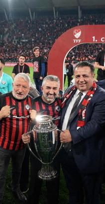 Milletvekili Oğuzhan Kaya: Çorum FK kulüp sahibine ‘Fahri Hemşehrilik Beratı’ verilmeli