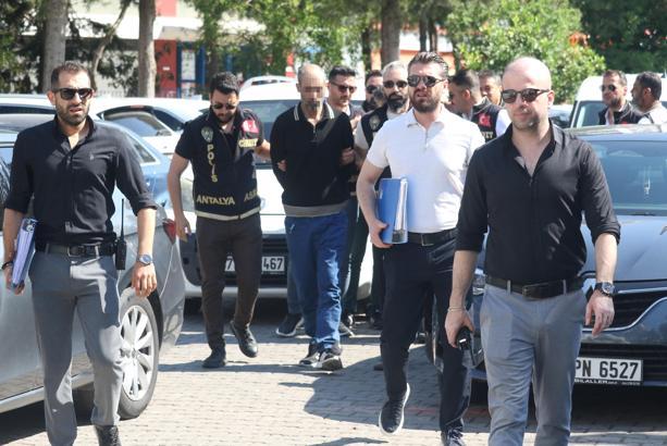 Öldürüldüğü 12 yıl sonra ortaya çıktı; 5 şüpheli adliyede